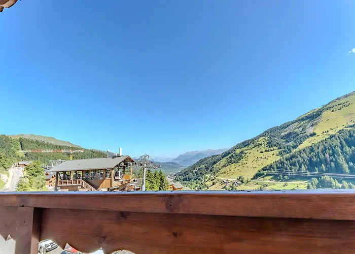 Charming Méribel Ski-in Flat With Balcony&mountain Views Apartamento